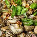 Hình ảnh Sò huyết xào me