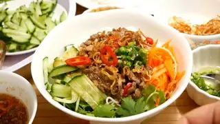 Hình ảnh Bún trộn đặc biệt