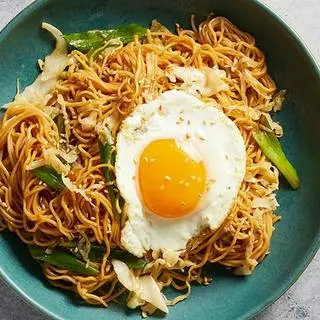 Hình ảnh Mì xào trứng