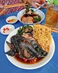 Hình ảnh Mỳ gà ác tần