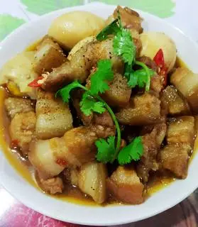 Hình ảnh Thịt kho trứng