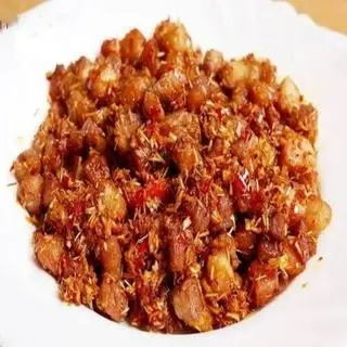 Hình ảnh Thịt lợn rang - đậu phụ sốt cà chua - chả lá lốt - canh rau