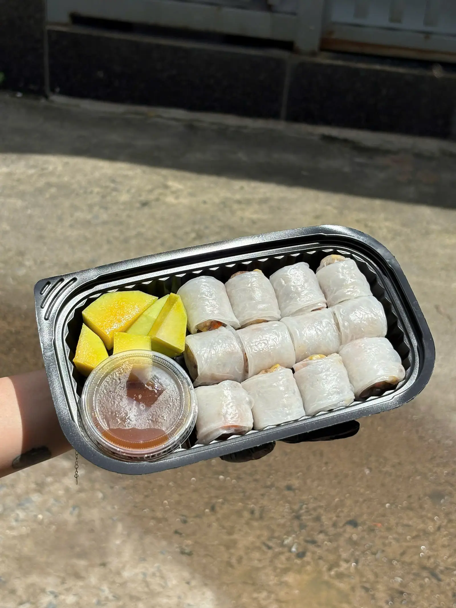 Hình ảnh Bánh tráng lụi mắm me