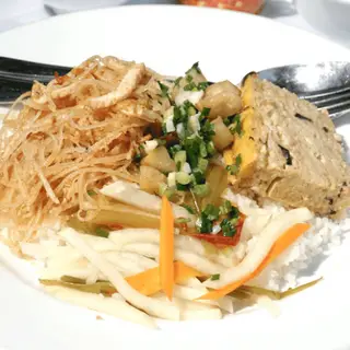 Hình ảnh Cơm bì chả