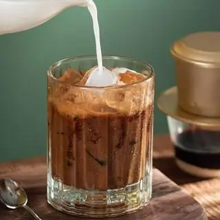 Hình ảnh Cà phê sữa size M - 500ml