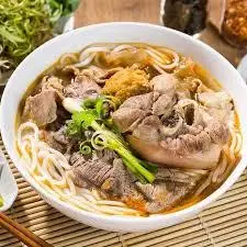 Hình ảnh Bún bò đặc biệt