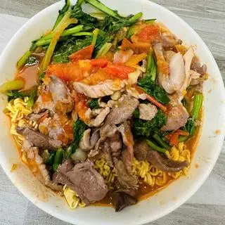 Hình ảnh Mì chua cay