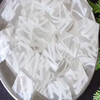 Hình ảnh Rau câu dừa