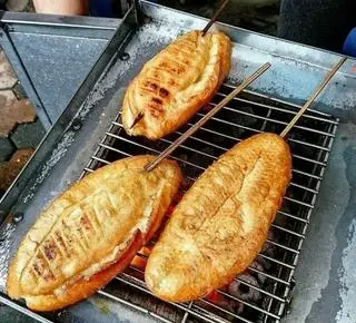 Hình ảnh Bánh mì nướng muối ớt