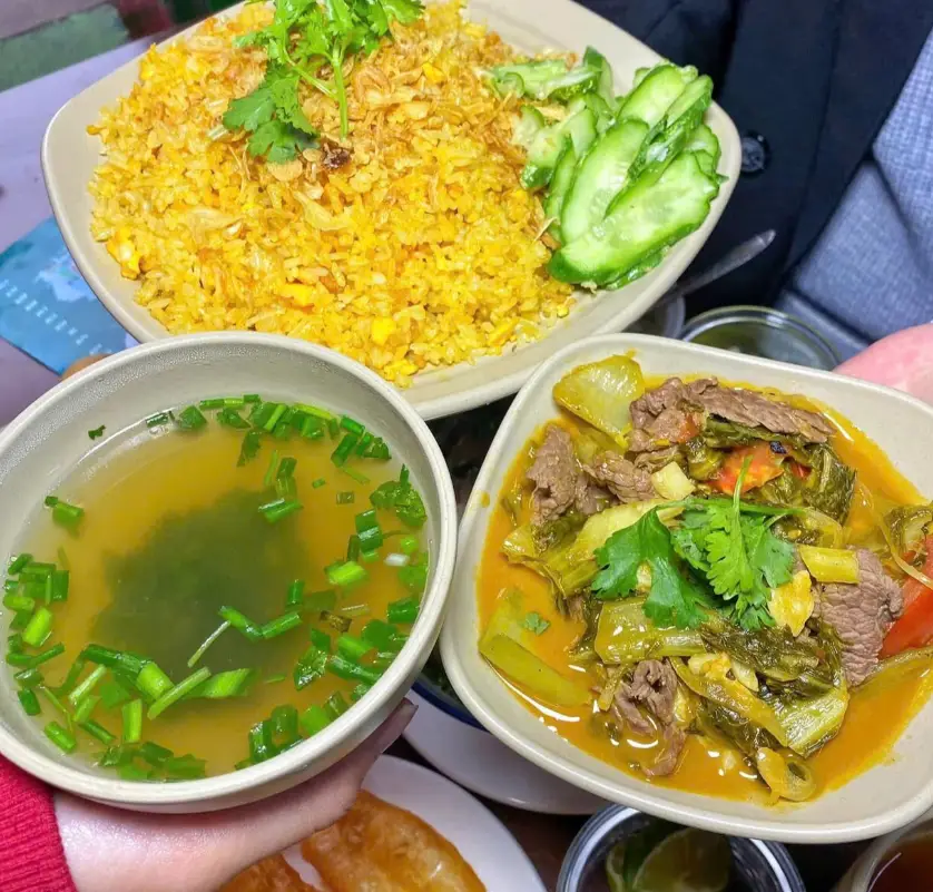 Hình ảnh Cơm rang cải bò