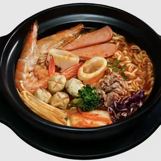 Hình ảnh Mì kim chi thập cẩm