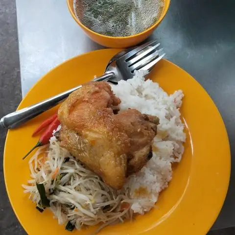 Hình ảnh Cơm Bình Dân 178 - Khuông Việt