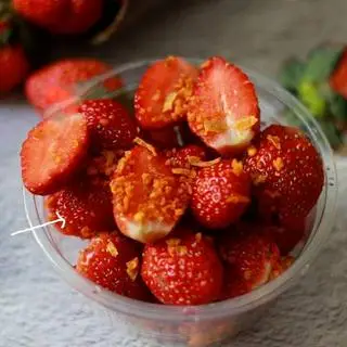 Hình ảnh Dâu tây lắc