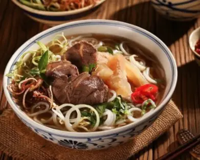 Hình ảnh Bún bò tái gân