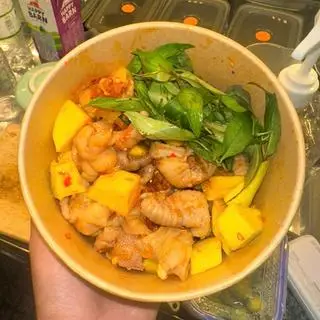Hình ảnh Chân gà sốt Thái
