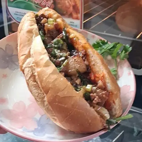 Hình ảnh Bánh Mì Kiểu Huế - Lê Thúc Hoạch