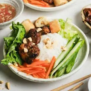 Hình ảnh Bún thịt nướng