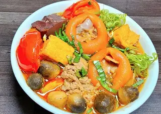 Hình ảnh Bún riêu cua giò gân