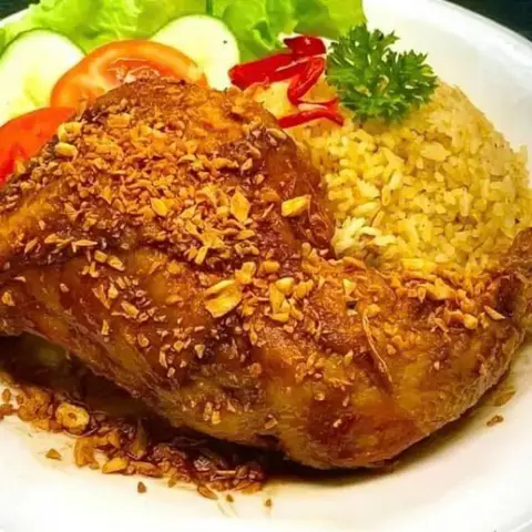 Hình ảnh Cơm Gà Hai Chiến - Quốc Lộ 1A