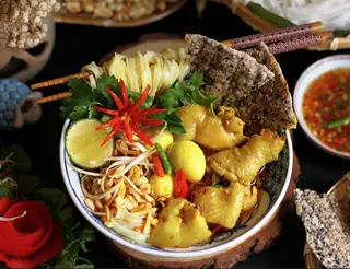 Hình ảnh Mì quảng gà