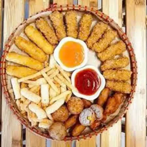 Hình ảnh Ăn Vặt Nhà Nga - Bánh Tráng Trộn, Chân Gà Sốt Thái & Đồ Ăn Vặt - Phú Diễn