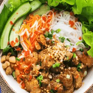 Hình ảnh Bún thịt nướng than kiểu xưa