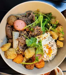 Hình ảnh Mì trộn full topping