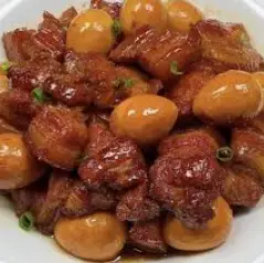 Hình ảnh Cơm thịt kho chả trứng
