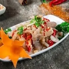 Hình ảnh Chân gà chua cay