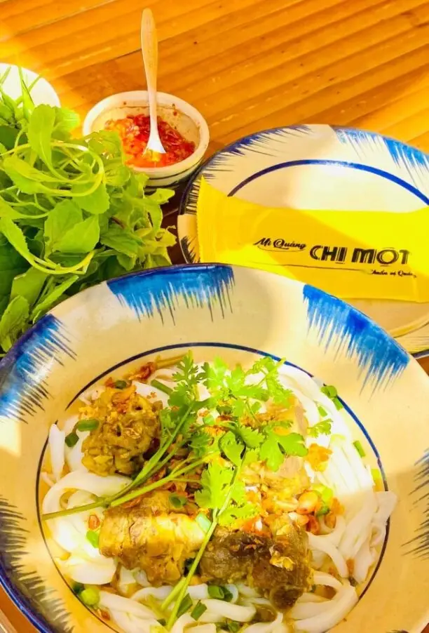 Hình ảnh Mì quảng Gà