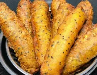 Hình ảnh Chuối chiên mè đen