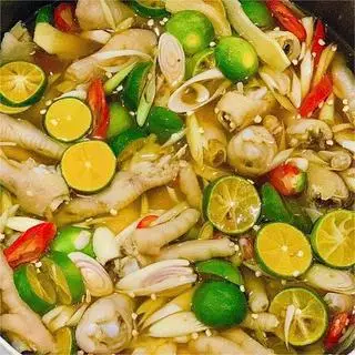 Hình ảnh Chân gà sả tắc - 1 hủ