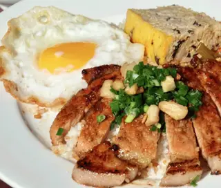 Hình ảnh CƠM TẤM SƯỜN CHẢ LA