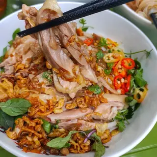 Hình ảnh Phở gà trộn