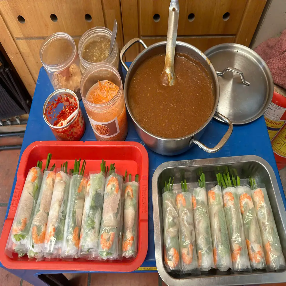 Hình ảnh Gỏi Cuốn Thư Thư - Bùi Đình Tuý