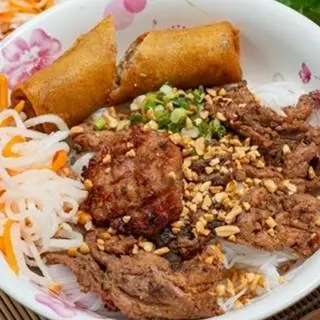 Hình ảnh Bún nem rán - thịt nướng