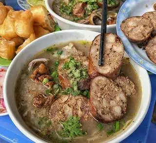 Hình ảnh Cháo lòng dồi sụn