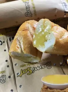 Hình ảnh Bánh mì sốt bơ