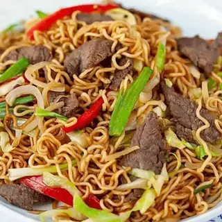 Hình ảnh Mì xào bò - trứng