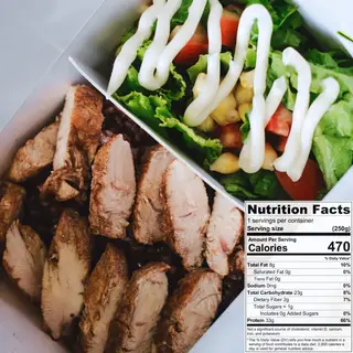 Hình ảnh Cơm Gạo Lứt Ức Gà Nướng Ngũ Vị