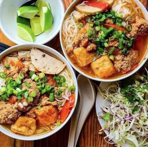 Hình ảnh Bún Riêu Oanh - An Phú Tây - Hưng Long