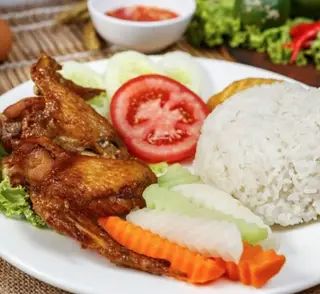 Hình ảnh Cơm gà chiên