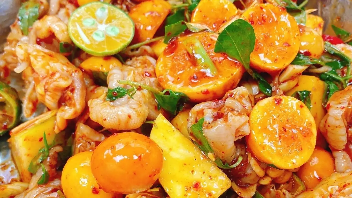 Hình ảnh Ăn Vặt Nafood - Chân Gà Sốt Thái Với Trứng Non - Đường Số 25A