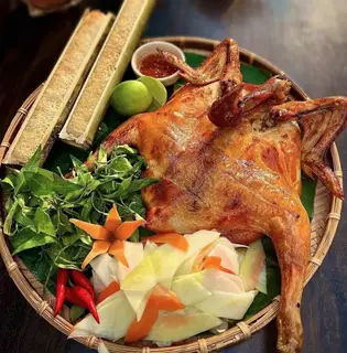 Hình ảnh Gà nướng tỏi