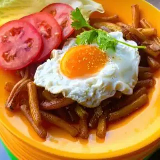 Hình ảnh Nui xào bò trứng