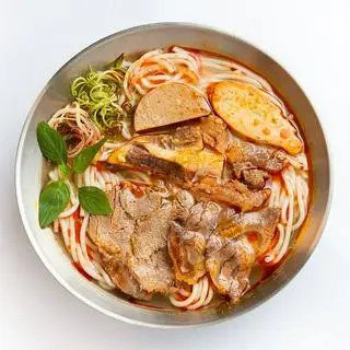 Hình ảnh Bún bò thập cẩm