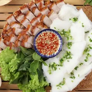 Hình ảnh Bánh hỏi heo quay