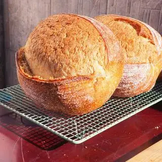 Hình ảnh Bánh mì nguyên cám men chua - ổ 850g