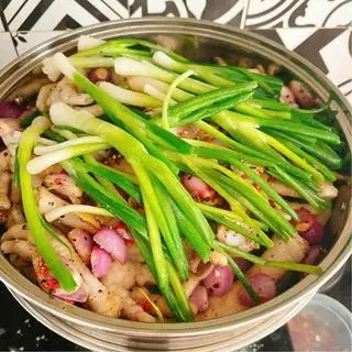 Hình ảnh Chân gà hấp hành