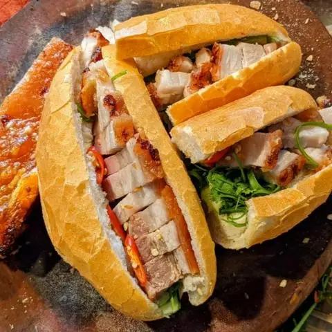 Hình ảnh Bánh Mì 1993 - Tân Kỳ Tân Quý
